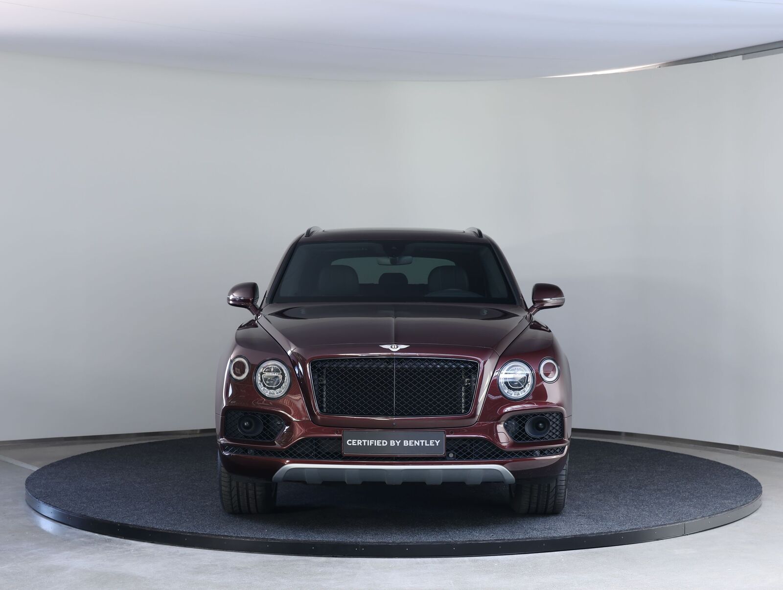 Bentley Bentayga 2019, photo 3/21