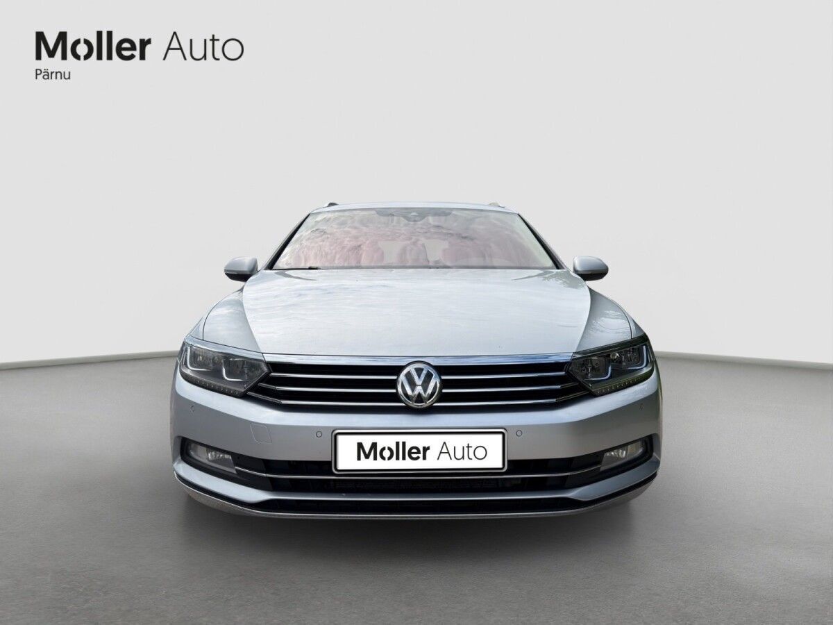 Volkswagen Passat 2018, photo 3/17