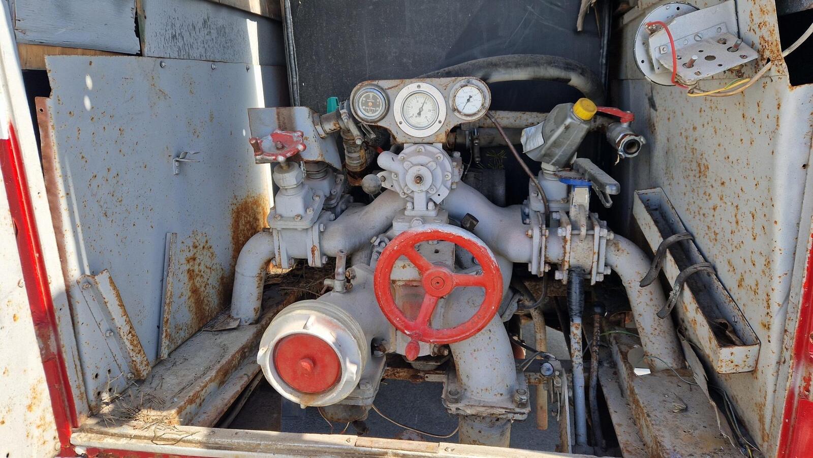 Mercedes-Benz 1113 4X4 new tank 1965, kuva 5/16