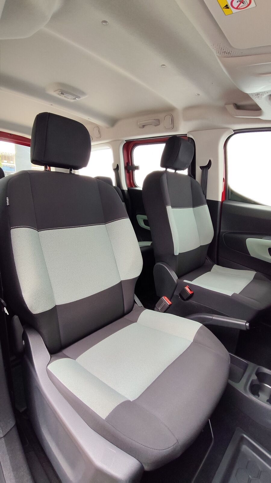 Citroën Berlingo 2019, photo 6/19