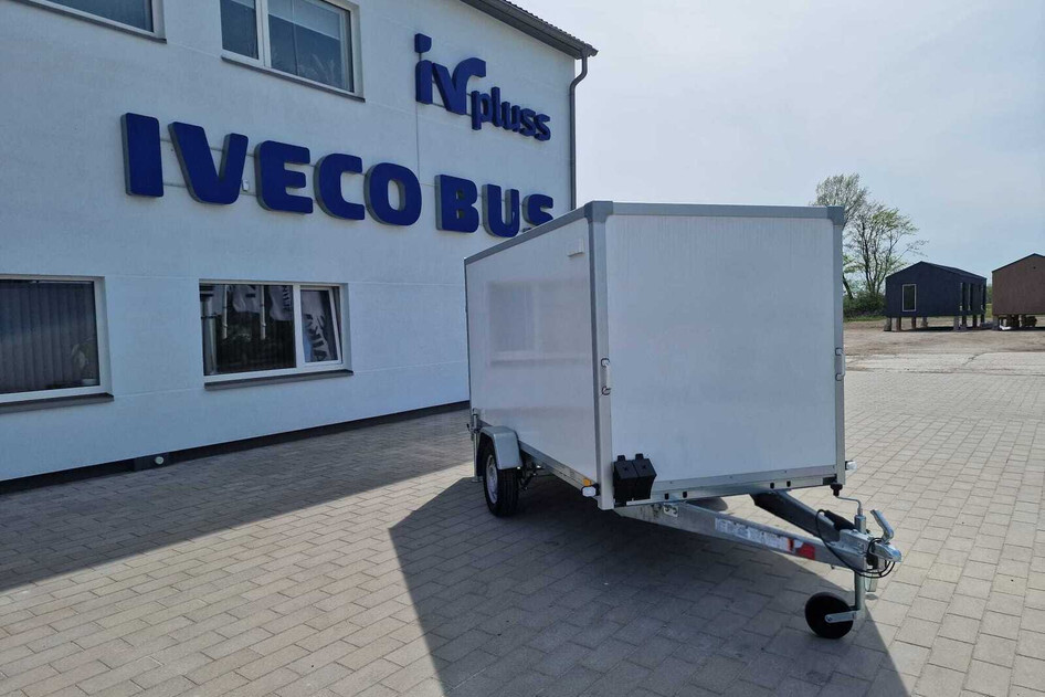Niewiadow F7530H, 2026