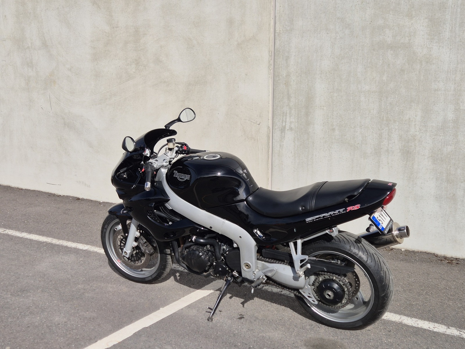 Triumph 2004, photo 6/6