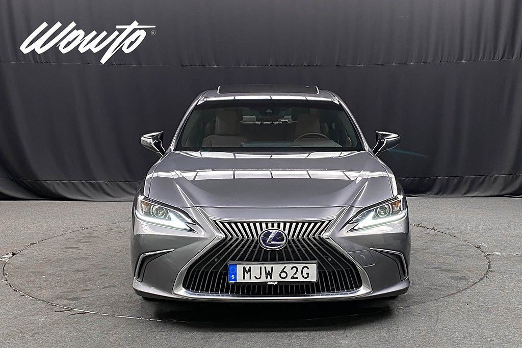 Lexus ES 2020, photo 2/10