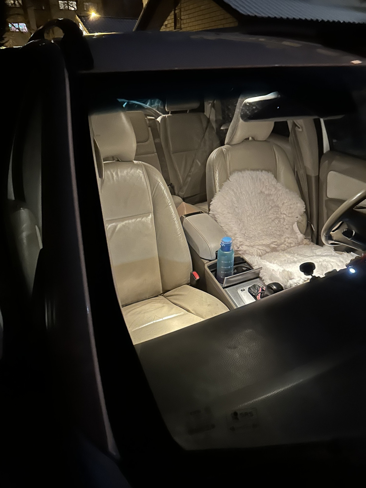 Volvo XC90 2011, photo 4/9