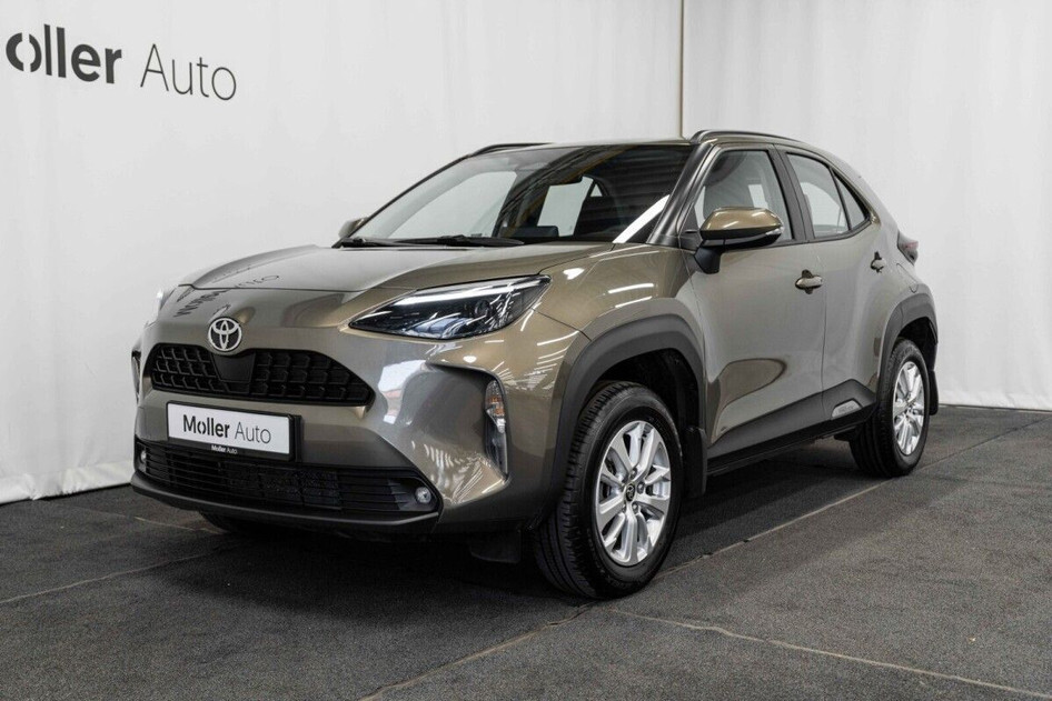 Toyota Yaris, 2025, 1.5, 68 kW, гибрид (бензин/электричество), автомат, передний привод