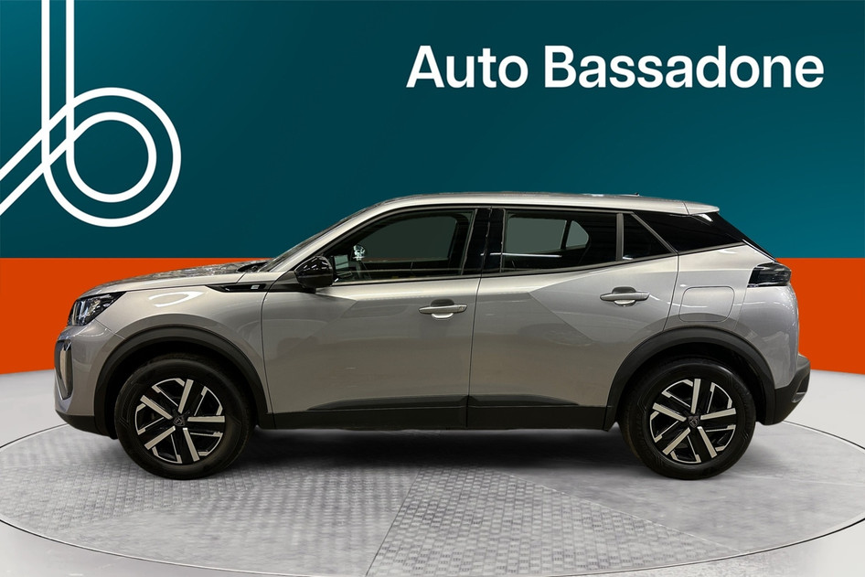 Peugeot 2008, 2023, электричество, автомат, передний привод