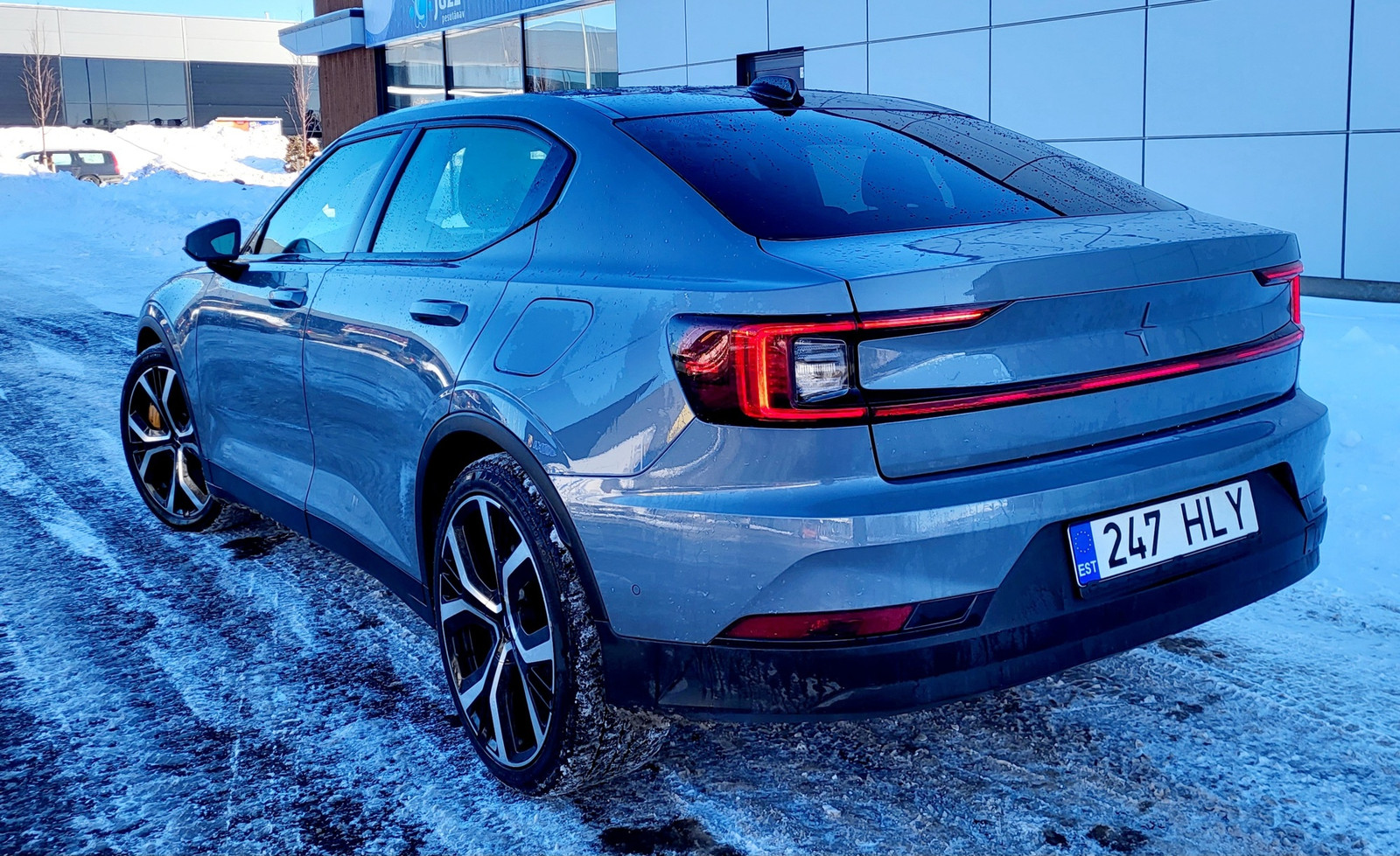 Polestar 2 2020, kuva 4/14