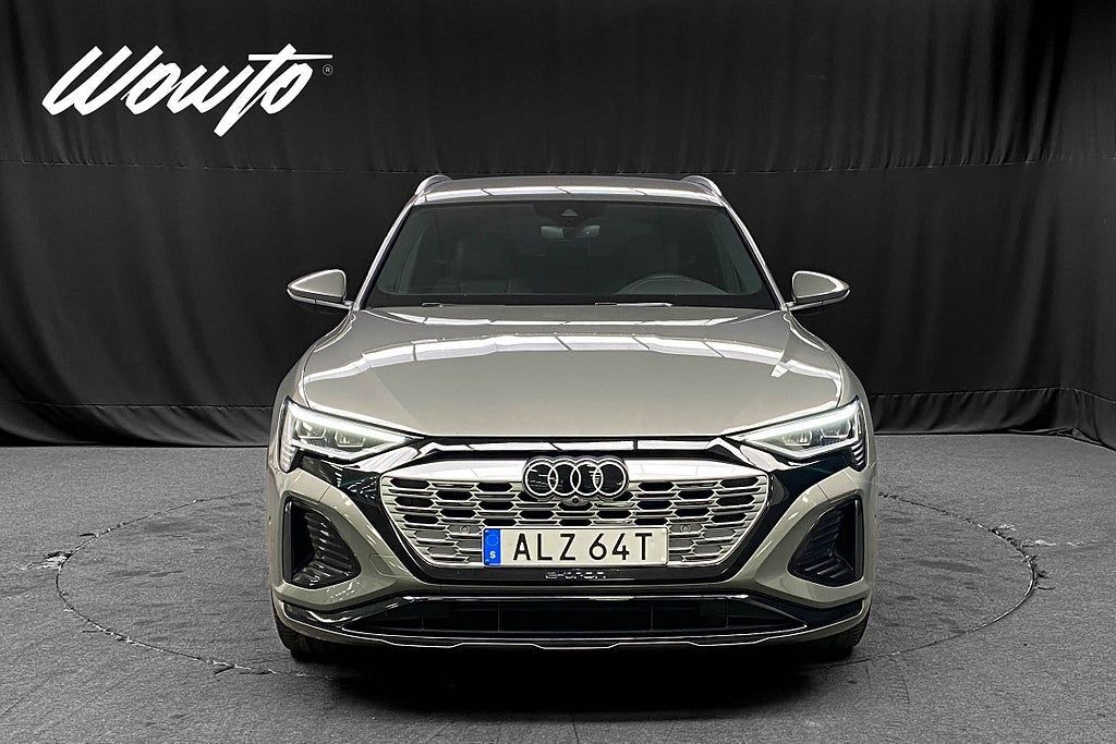 Audi Q8 2023, photo 2/10
