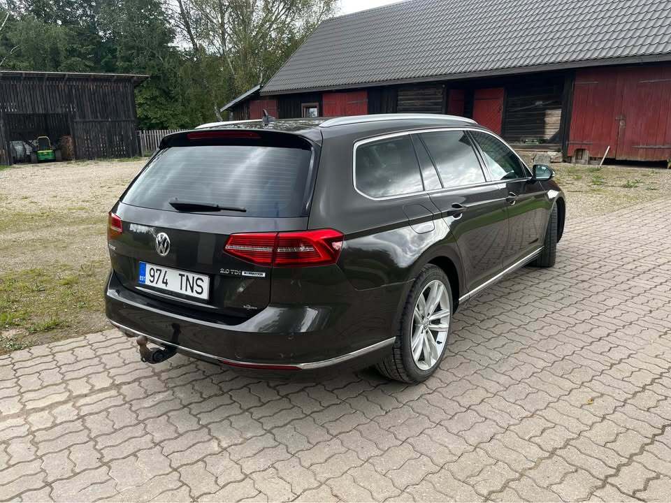 Volkswagen Passat 2015, photo 4/6
