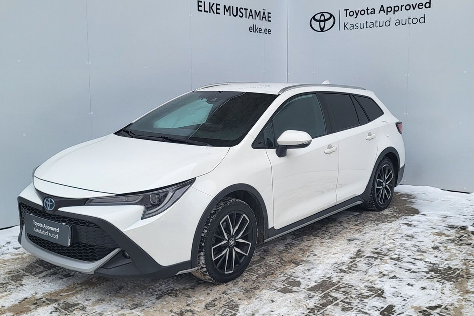 Toyota Corolla, 2022, 1.8, 72 kW, гибрид (бензин/электричество), автомат, передний привод