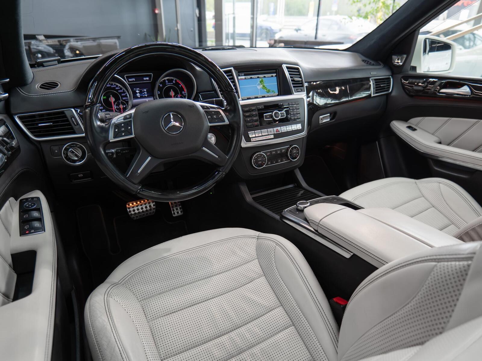 Mercedes-Benz GL 63 AMG 2015, kuva 6/15