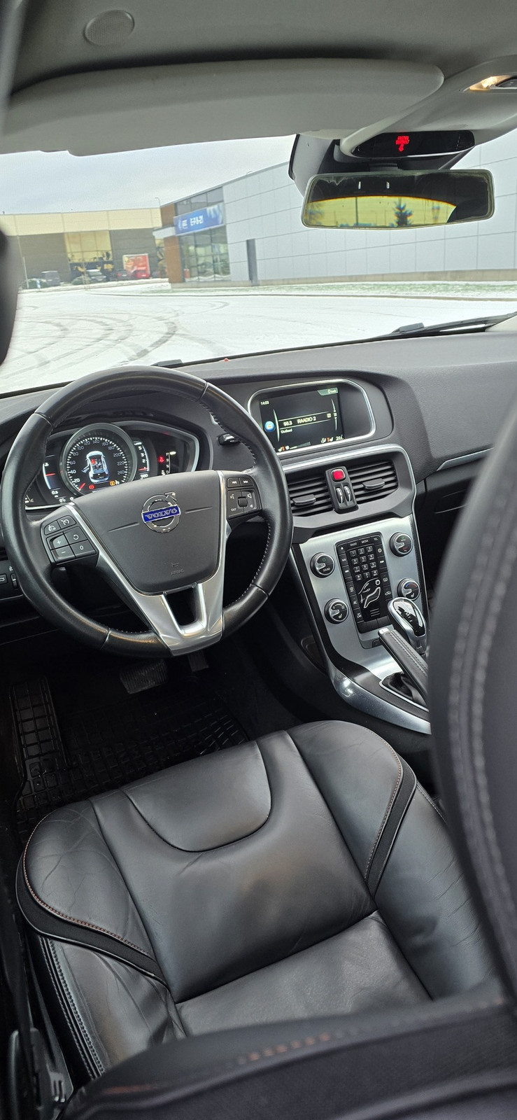 Volvo V40 2016, kuva 7/29