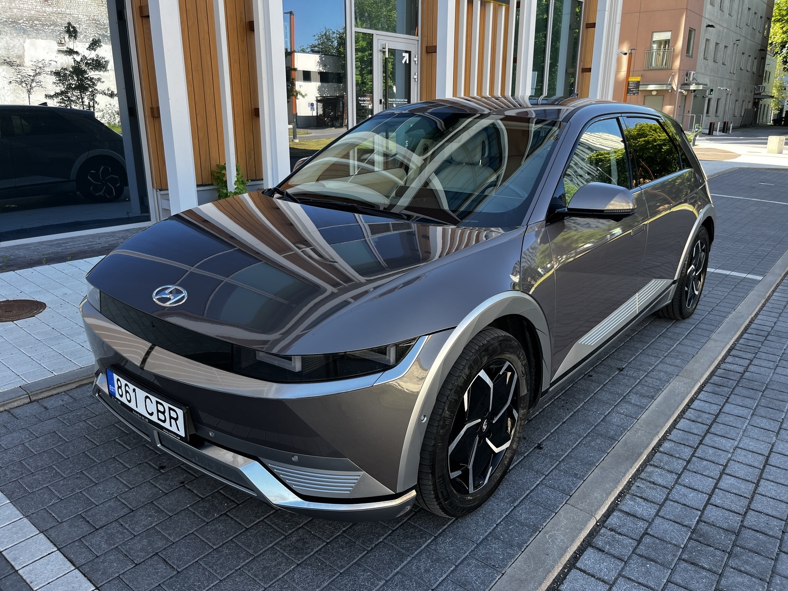 Hyundai IONIQ 5 Awd 2022, photo 2/10