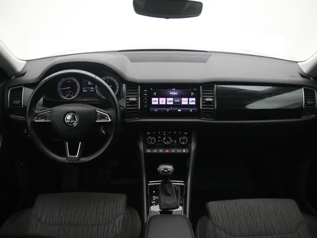 Škoda Kodiaq 2019, photo 2/10