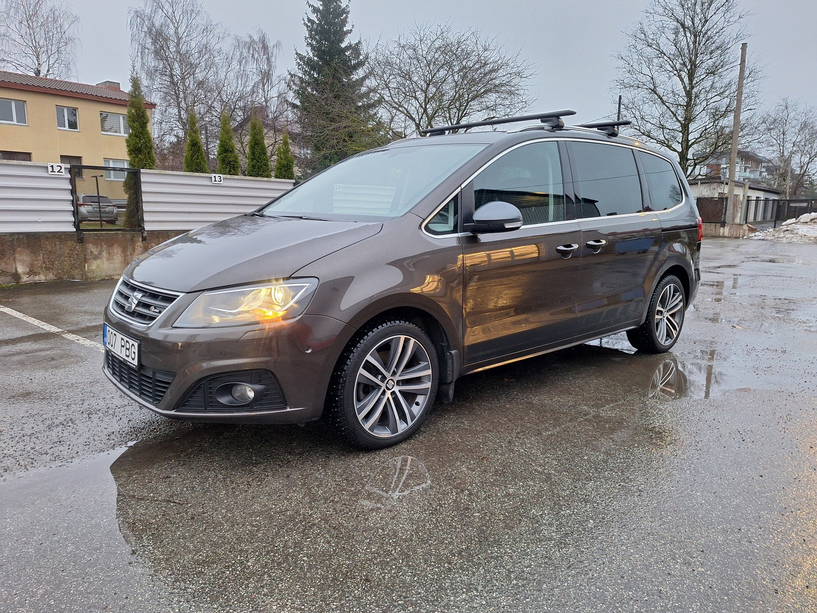 SEAT Alhambra 2018, photo 2/14