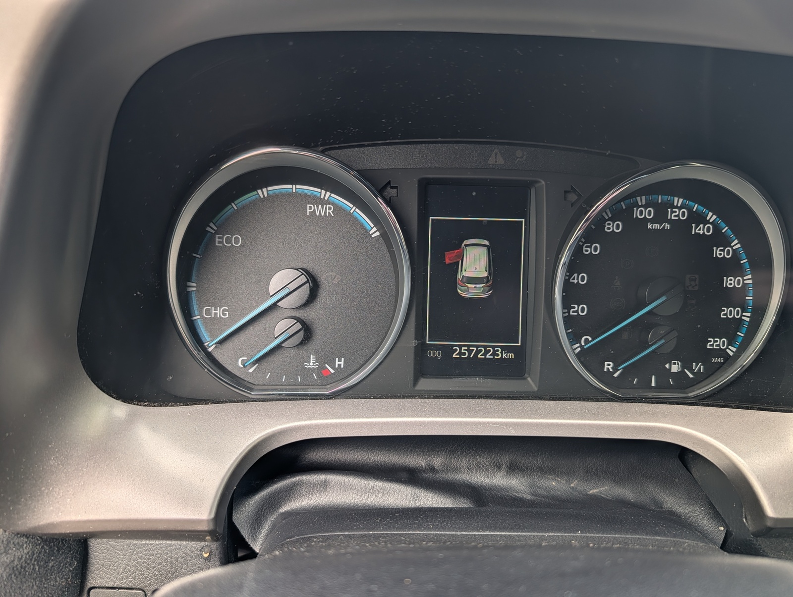 Toyota RAV4 2016, photo 5/10