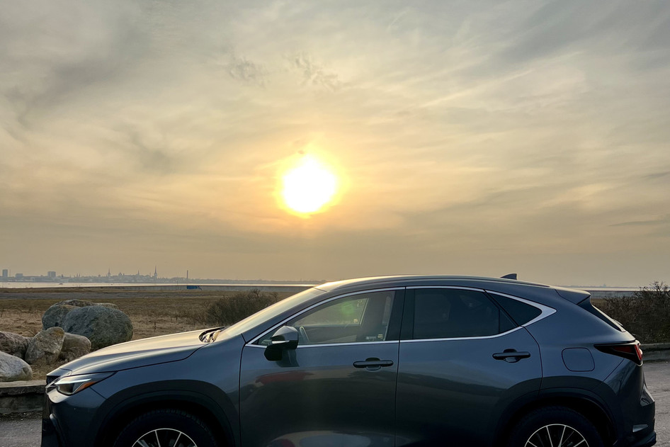 Lexus NX 350h, 2023, 2.5, 140 kW, hibrīds (benzīns/elektrība), automātiskā, pilnpiedziņa