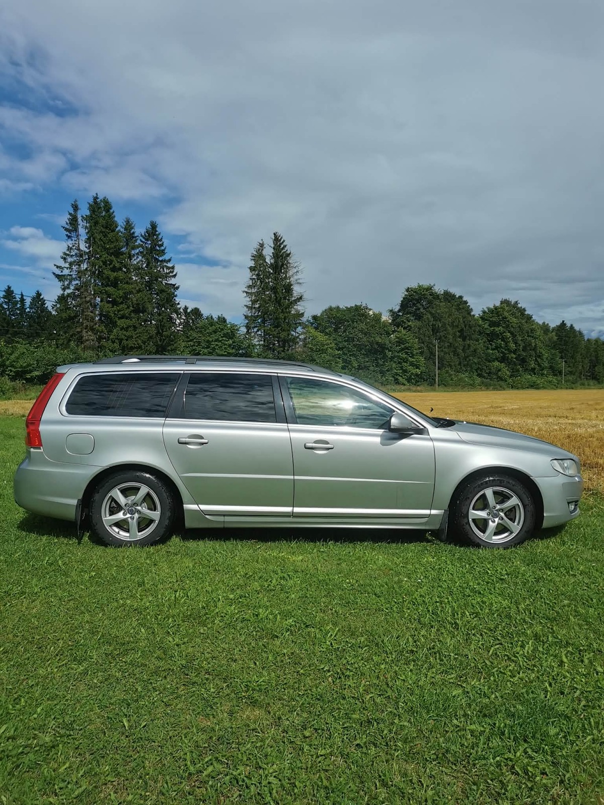 Volvo V70 2014, photo 3/10