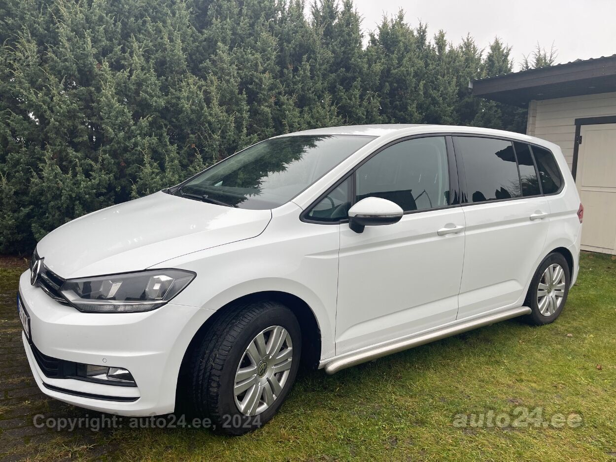 Volkswagen Touran 2017, photo 8/8