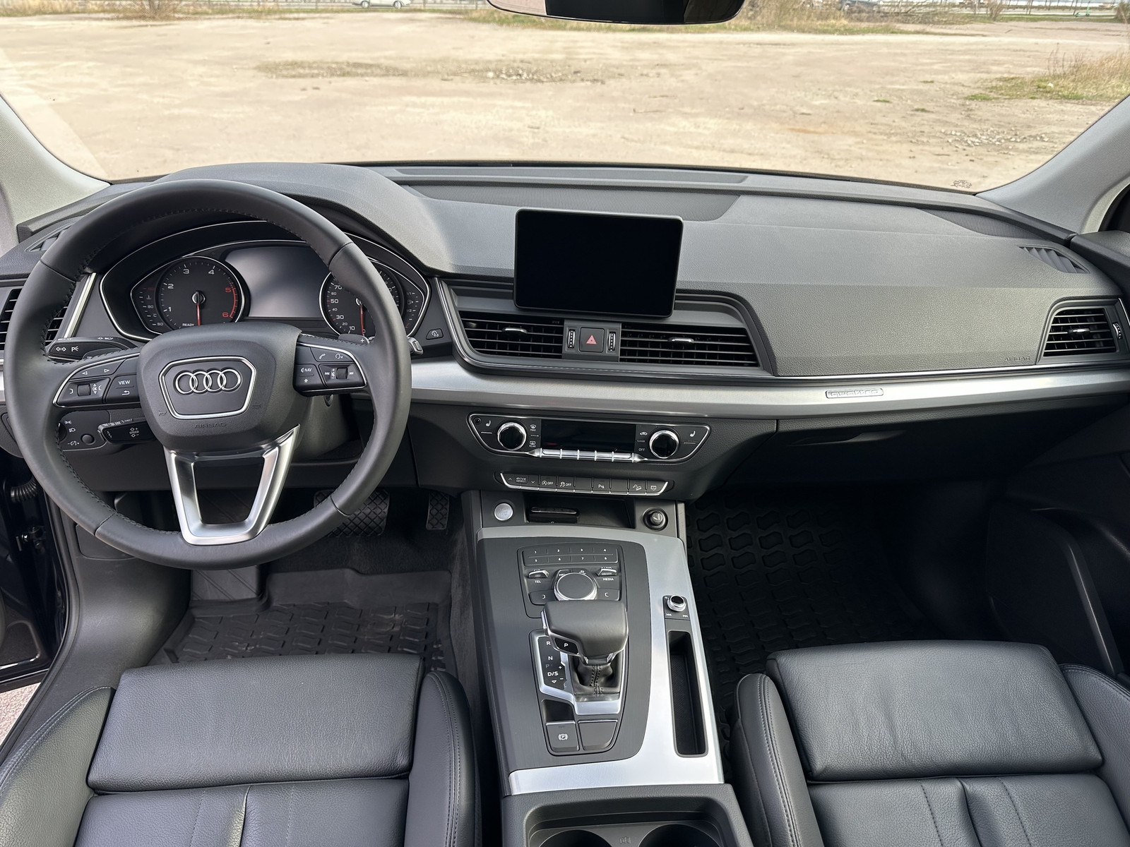 Audi Q5 2019, photo 6/8