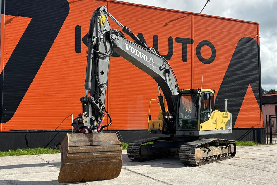 Volvo EC 210 CL, 110 kW, diesel