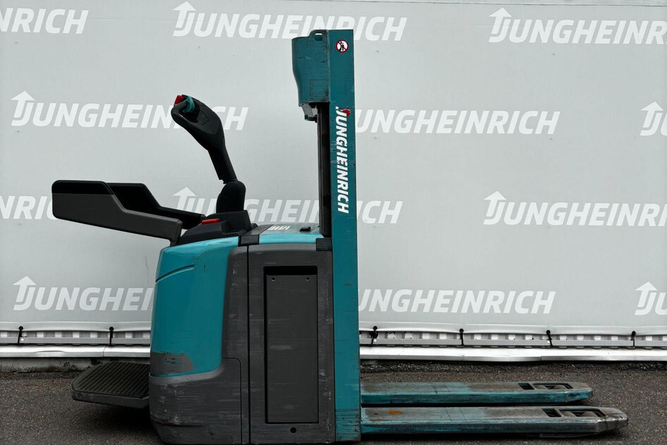 Jungheinrich ERC 212z Li-ION