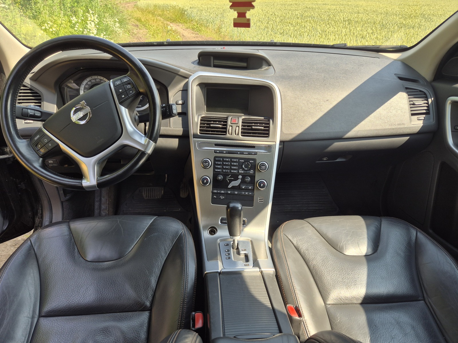 Volvo XC60 2010, photo 4/8