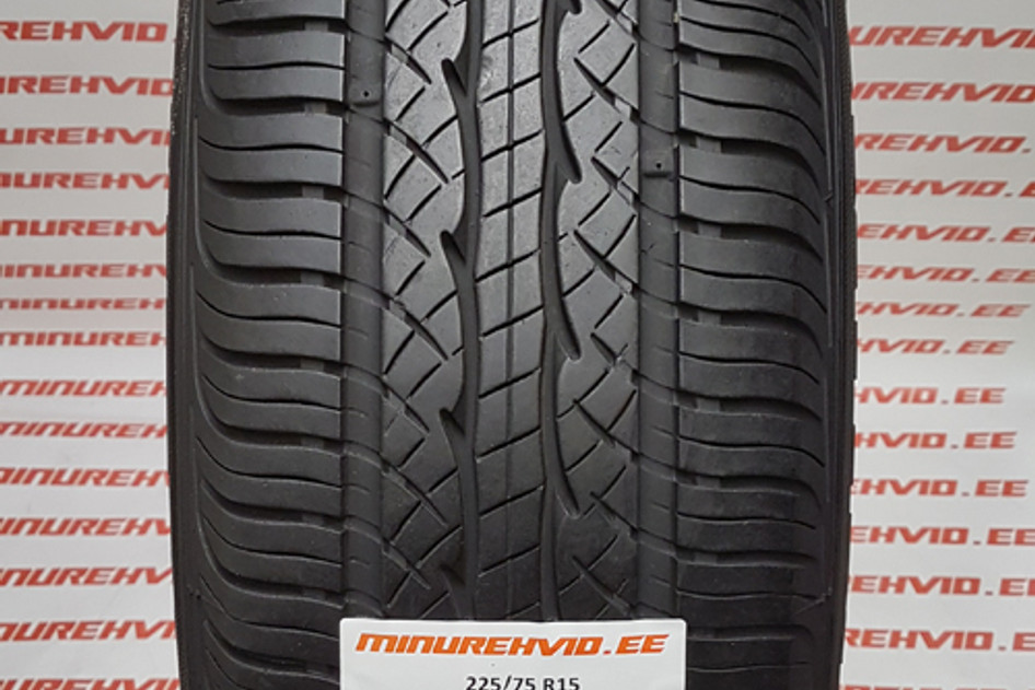 Подержанный летняя шина 225/75R15 Kumho Solus KR21 102/T