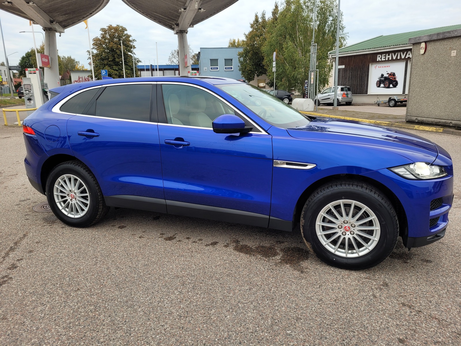 Jaguar F-Pace 2018, photo 4/10