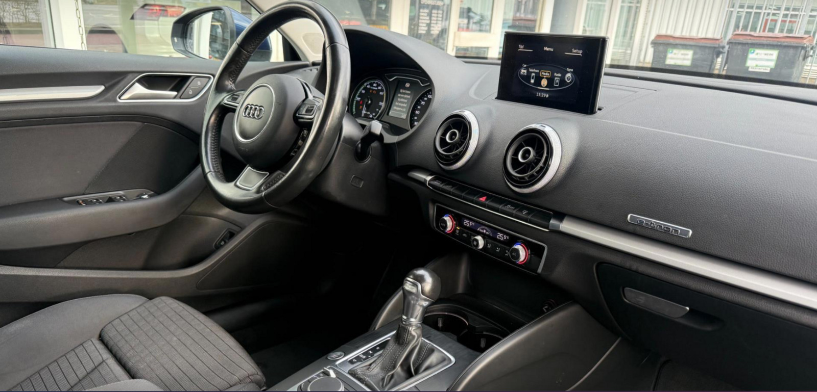 Audi A3 2015, photo 5/7