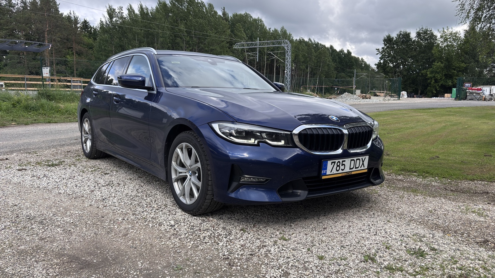 BMW 320 2020, photo 2/9