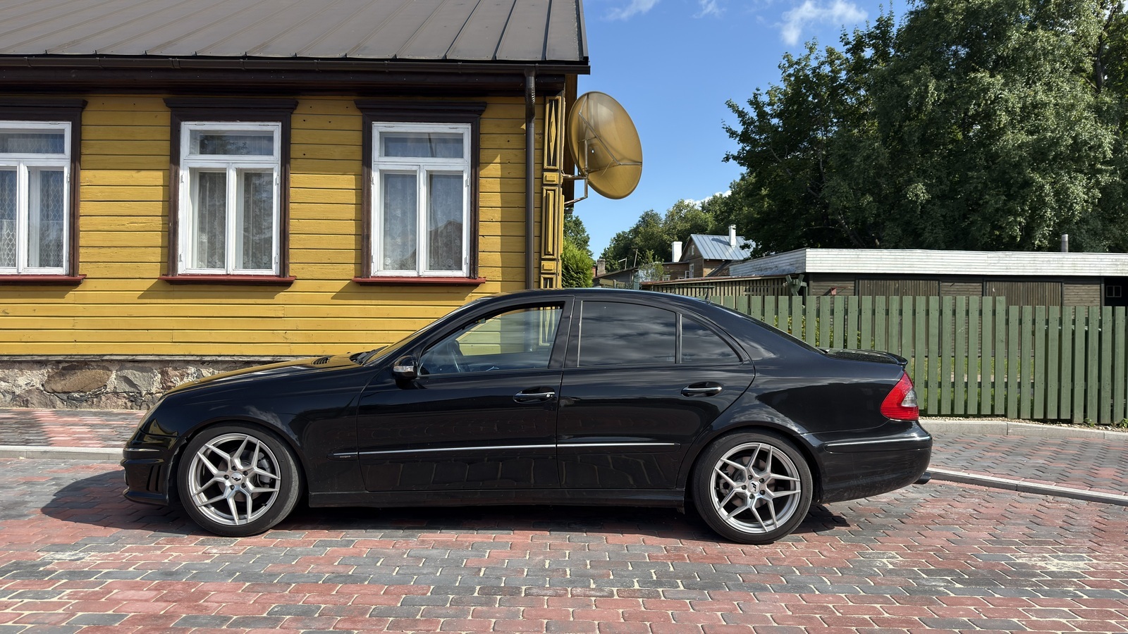 Mercedes-Benz E 220 AMG 2004, kuva 7/10