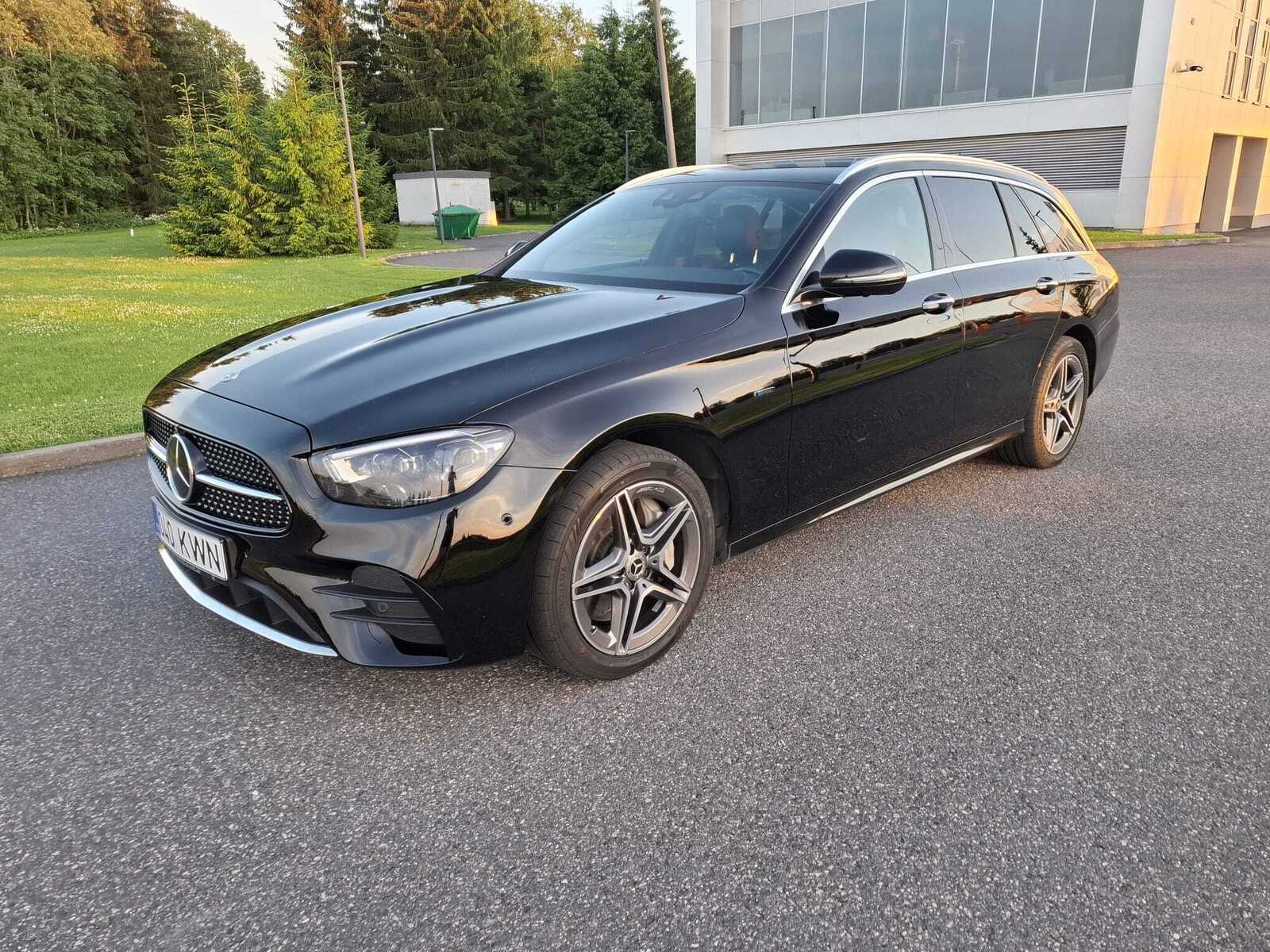Mercedes-Benz E 300 2021, kuva 2/12