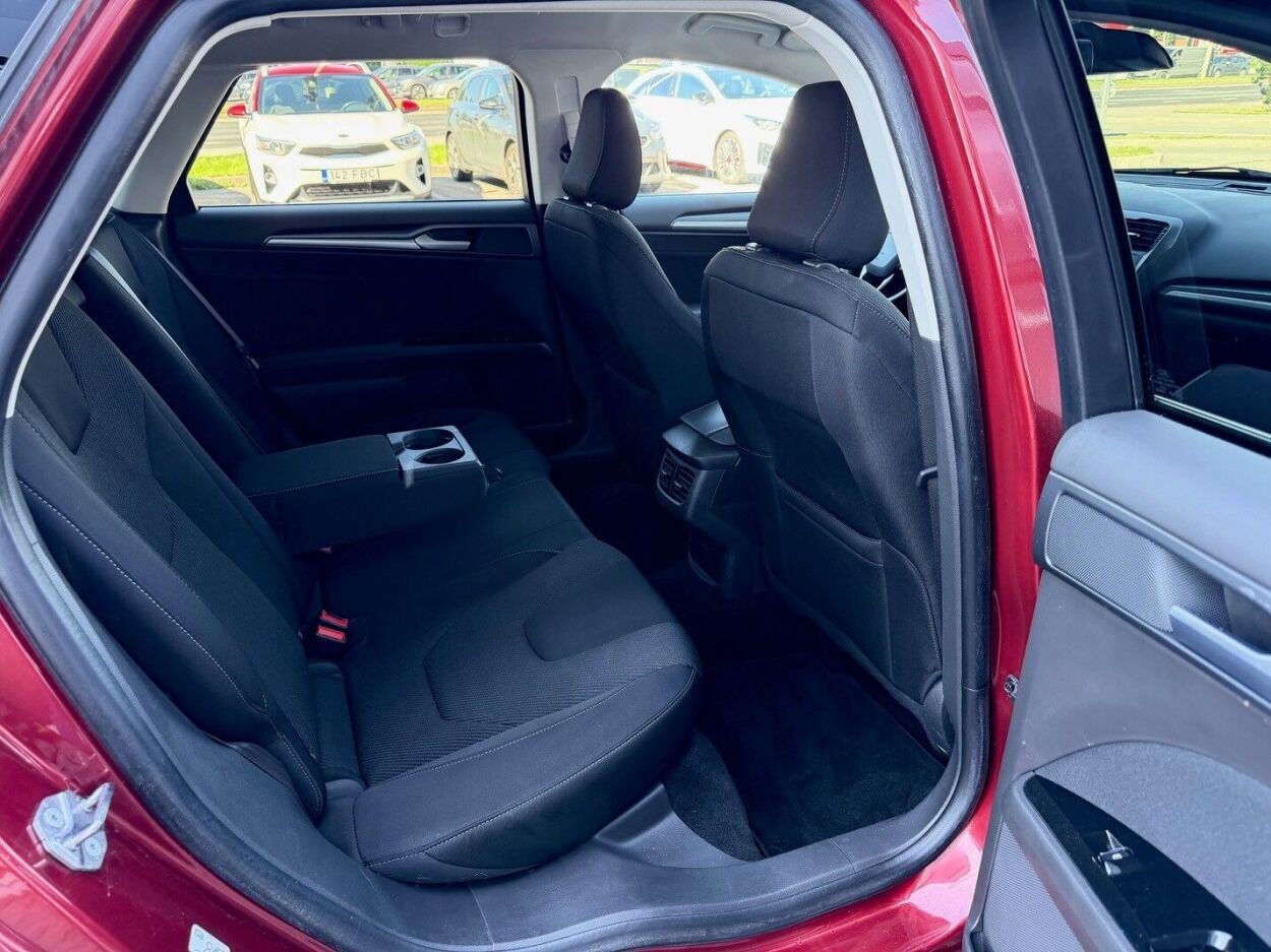 Ford Mondeo 2019, kuva 5/11