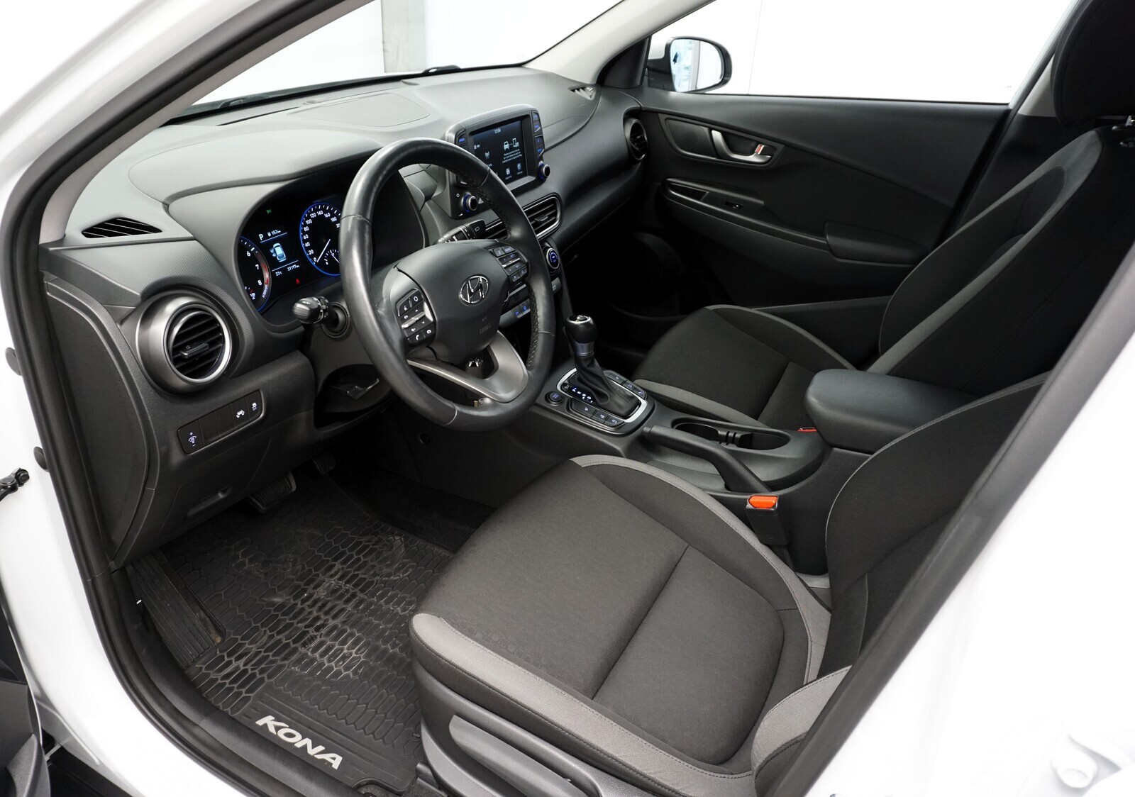 Hyundai Kona 2021, kuva 4/9
