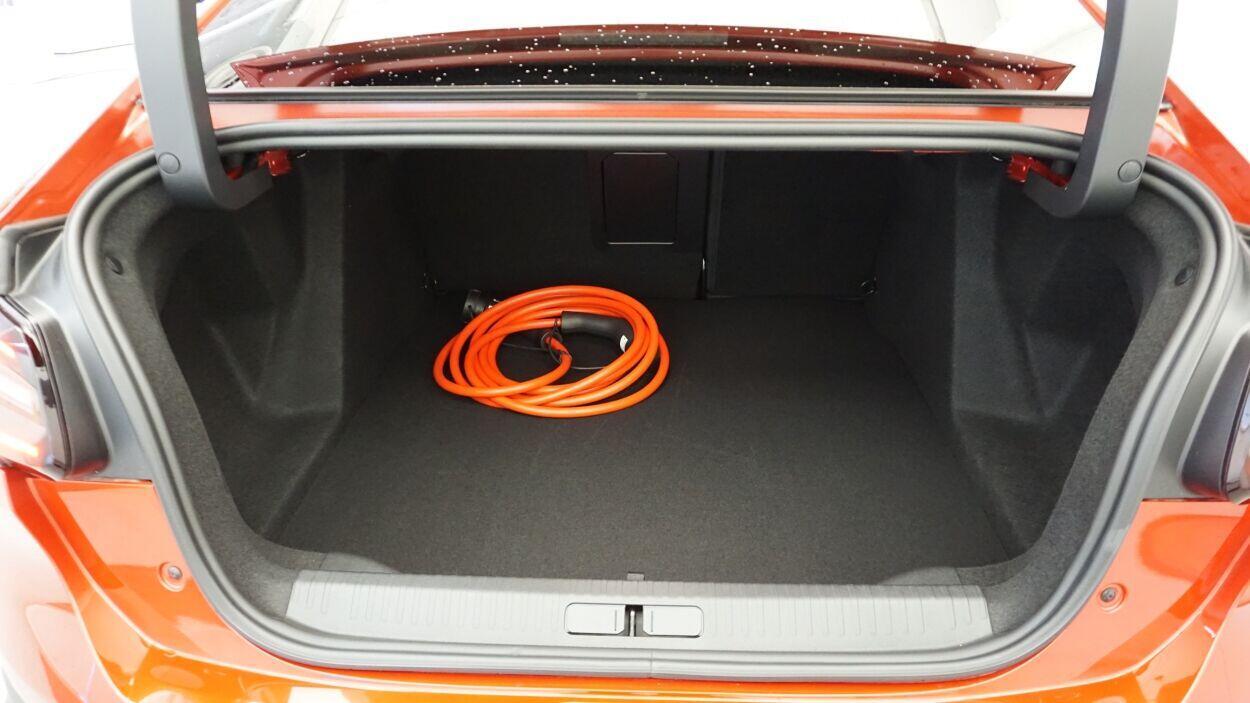 Citroën C4 X 2023, photo 6/10