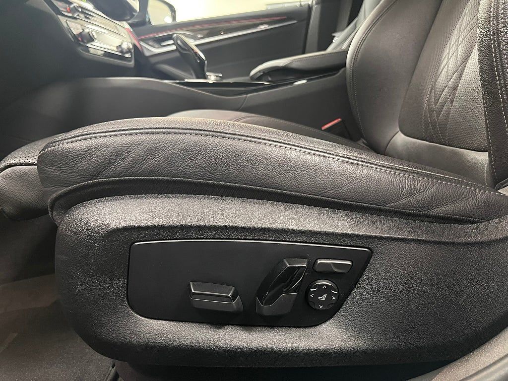 BMW 520 2021, photo 4/26