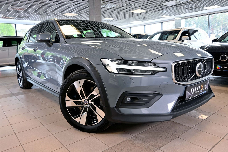 Volvo V60 Cross Country, 2023, 2.0, 145 kW, hübriid (diisel/elekter), automaat, nelikvedu
