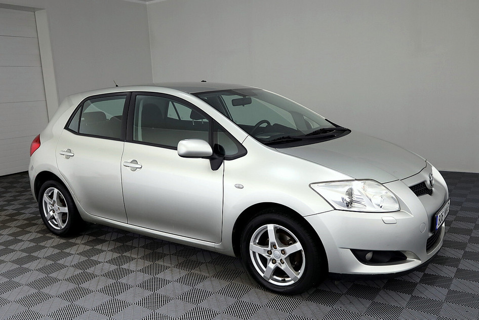 Toyota Auris, 2007, 1.6, 91 kW, petrol, automatic, front-wheel drive