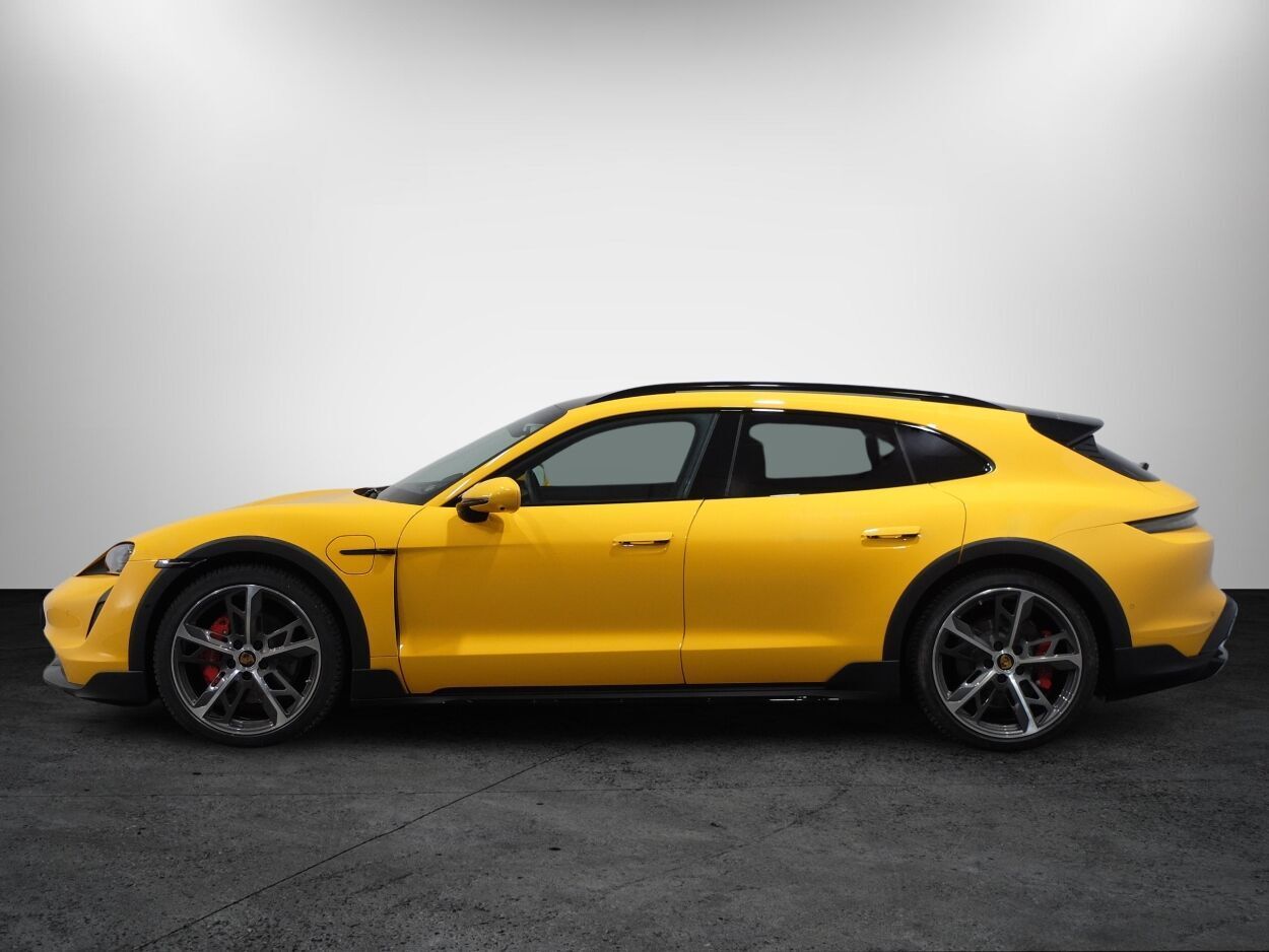 Porsche Taycan 2023, photo 7/30