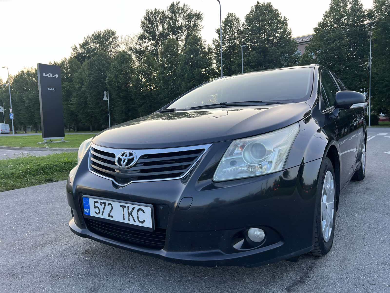 Toyota Avensis 2009, photo 3/11