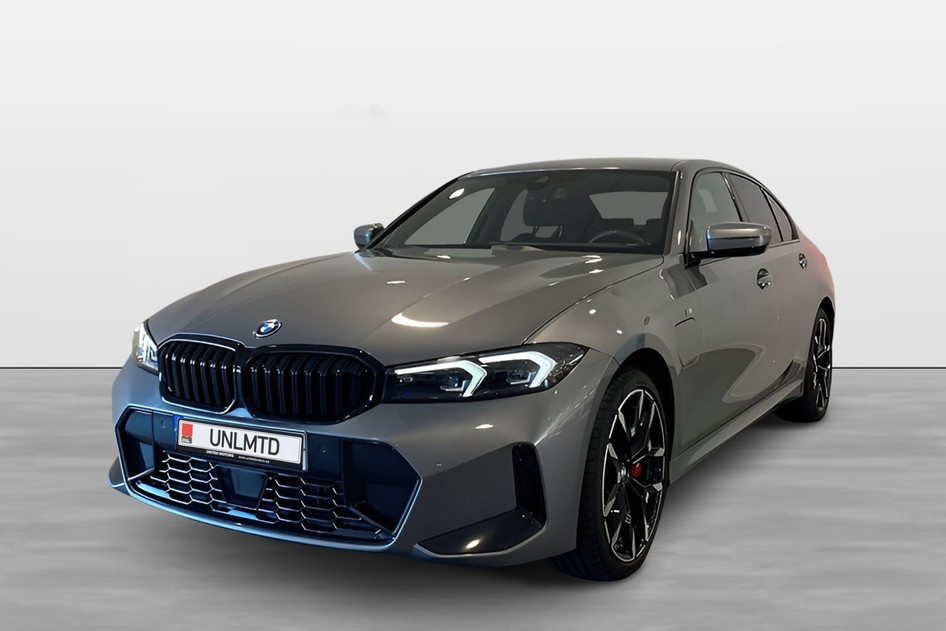 BMW 330, 2025, 2.0, 215 kW, hybrid (petrol/electric), automatic, all-wheel drive