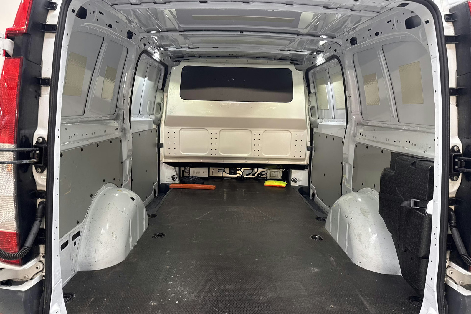 Mercedes-Benz Vito 2013, kuva 8/8