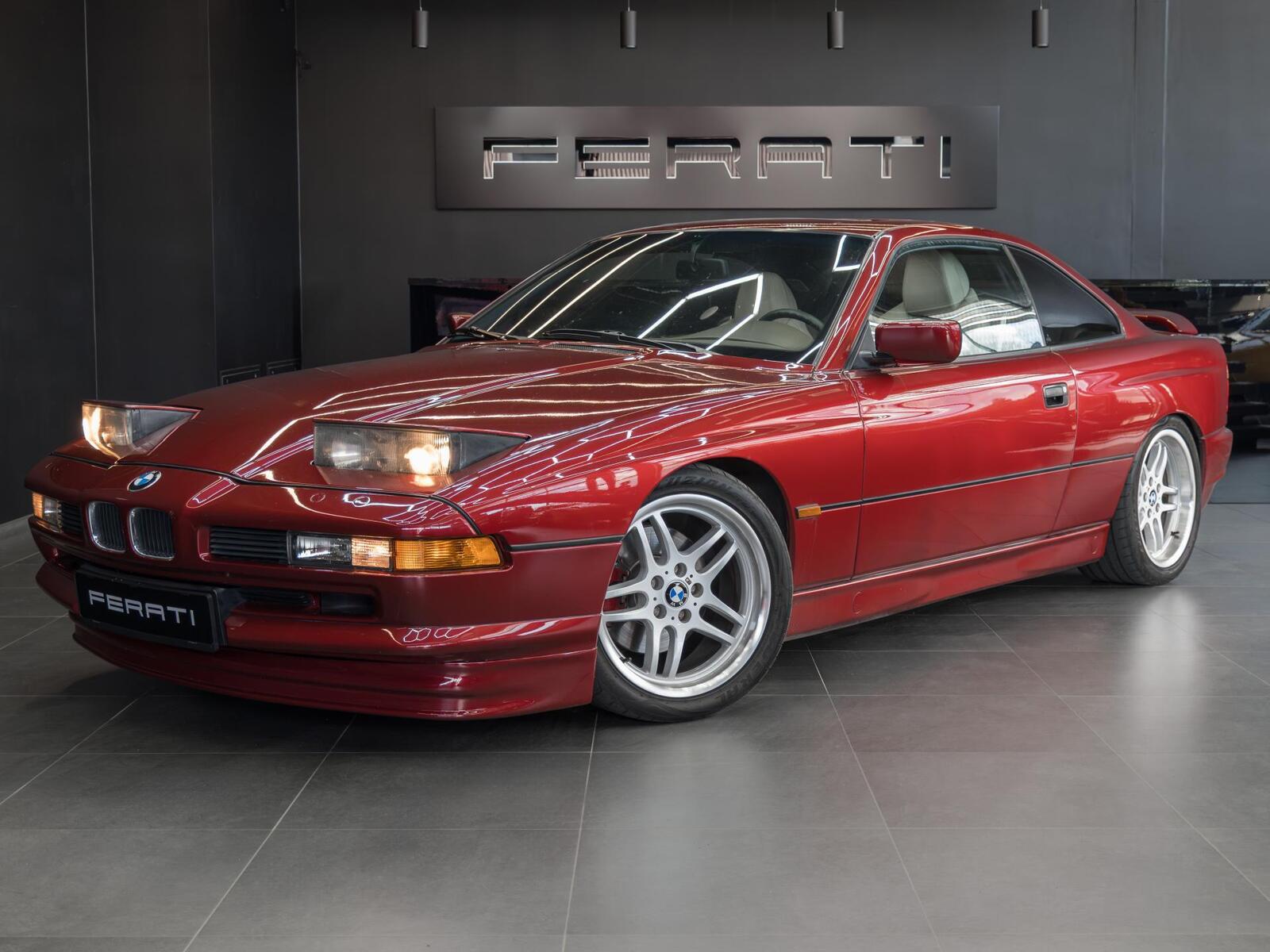 BMW 850 iA 5.0 V12 220kW