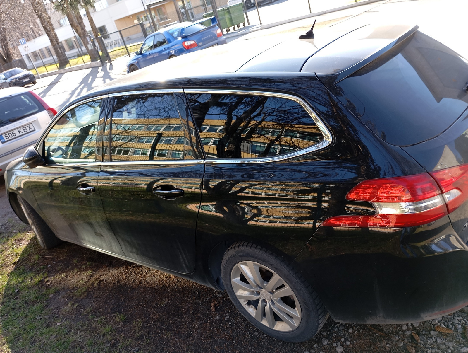 Peugeot 308 2014, kuva 2/3