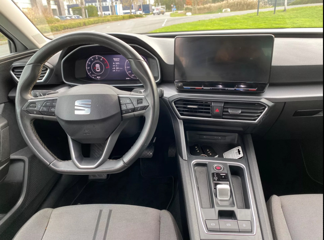 SEAT Leon 2020, photo 6/7