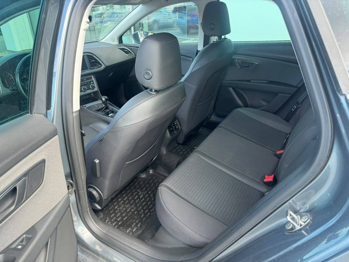 SEAT Leon 2017, kuva 6/7