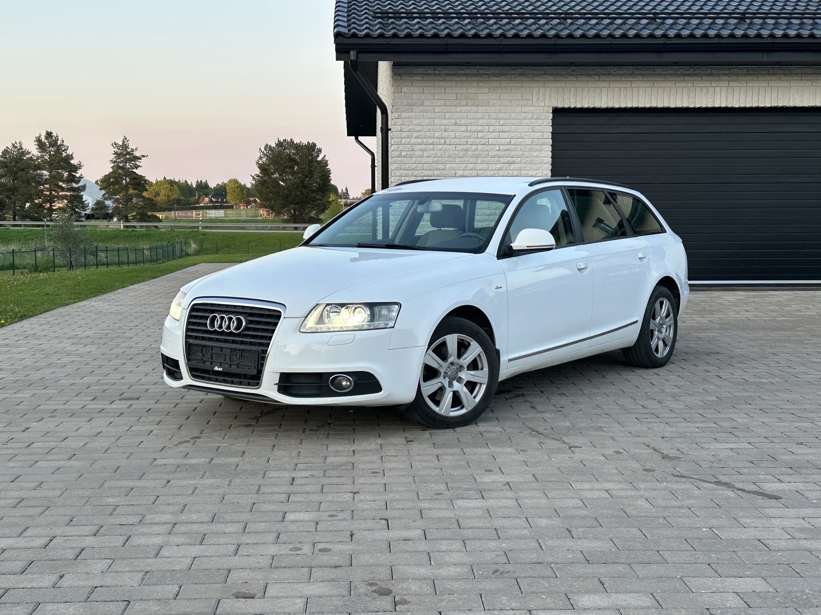 Audi A6 2009, photo 2/14