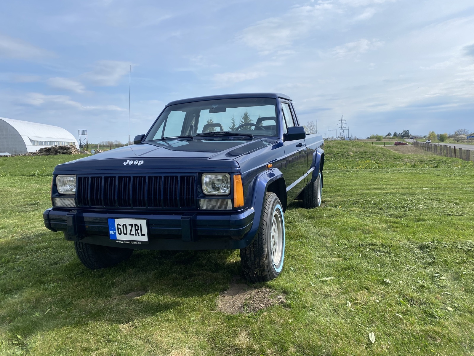 Jeep Comanche 1988, photo 2/12