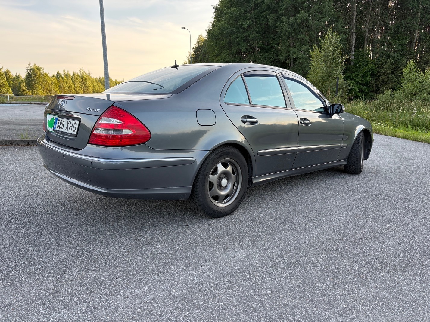 Mercedes-Benz E 240 2005, kuva 5/13